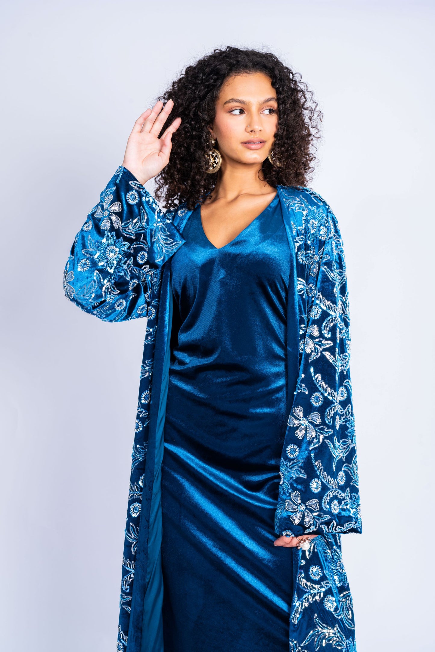 This elegant Velvet kaftan with handmade crystals