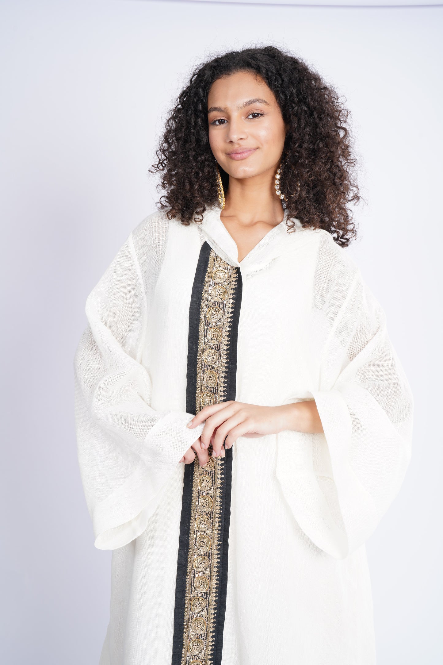 Dress made of linen muslin with black kenar