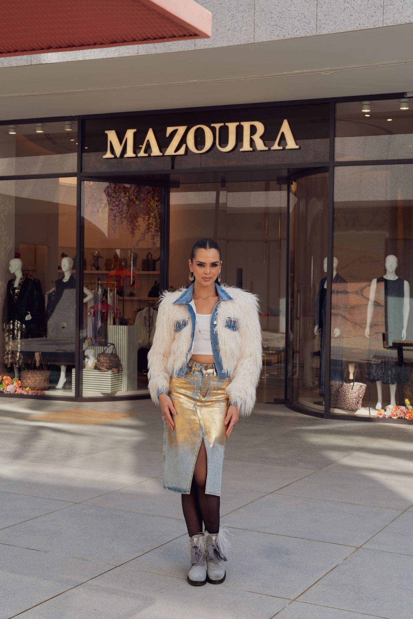 FAUX FUR JACKET WITH DENIM