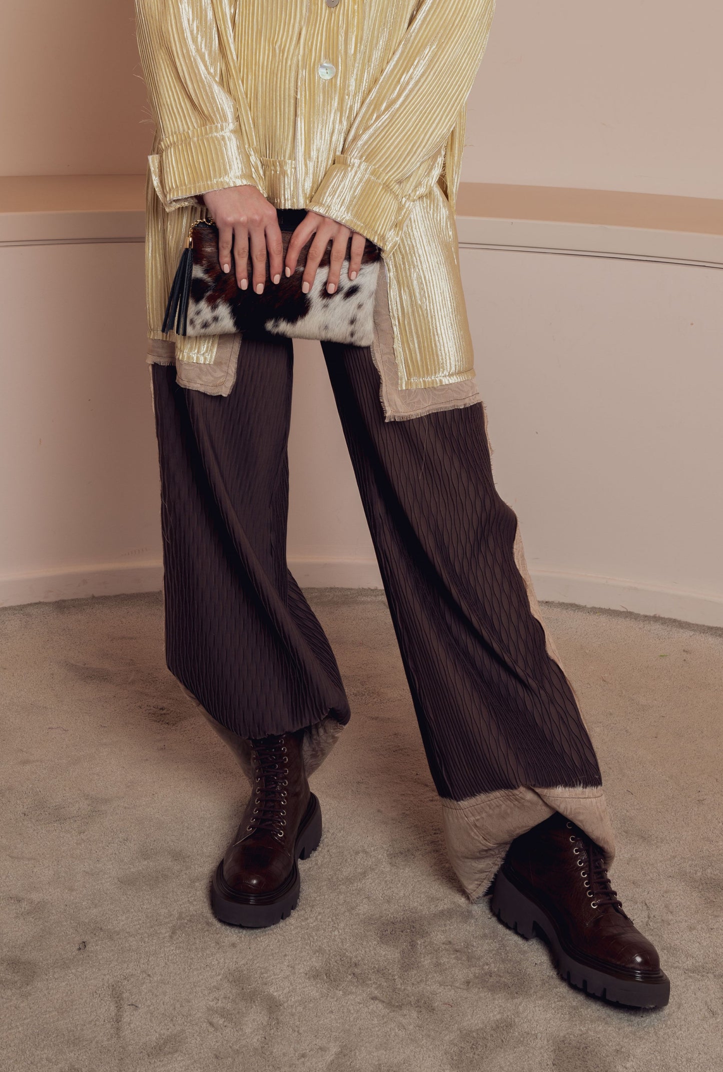 MID-WAIST STRAIGHT-LEG