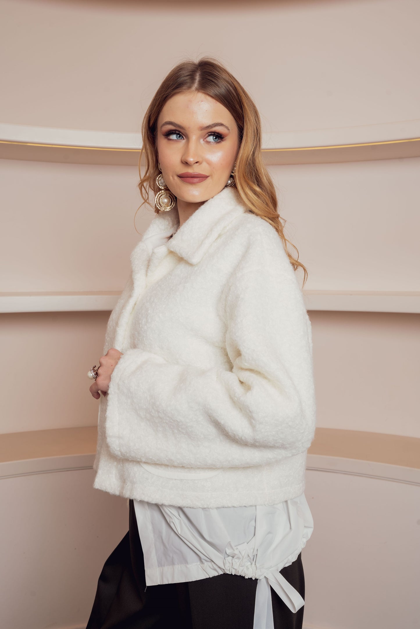 SHORT FAUX FUR COAT