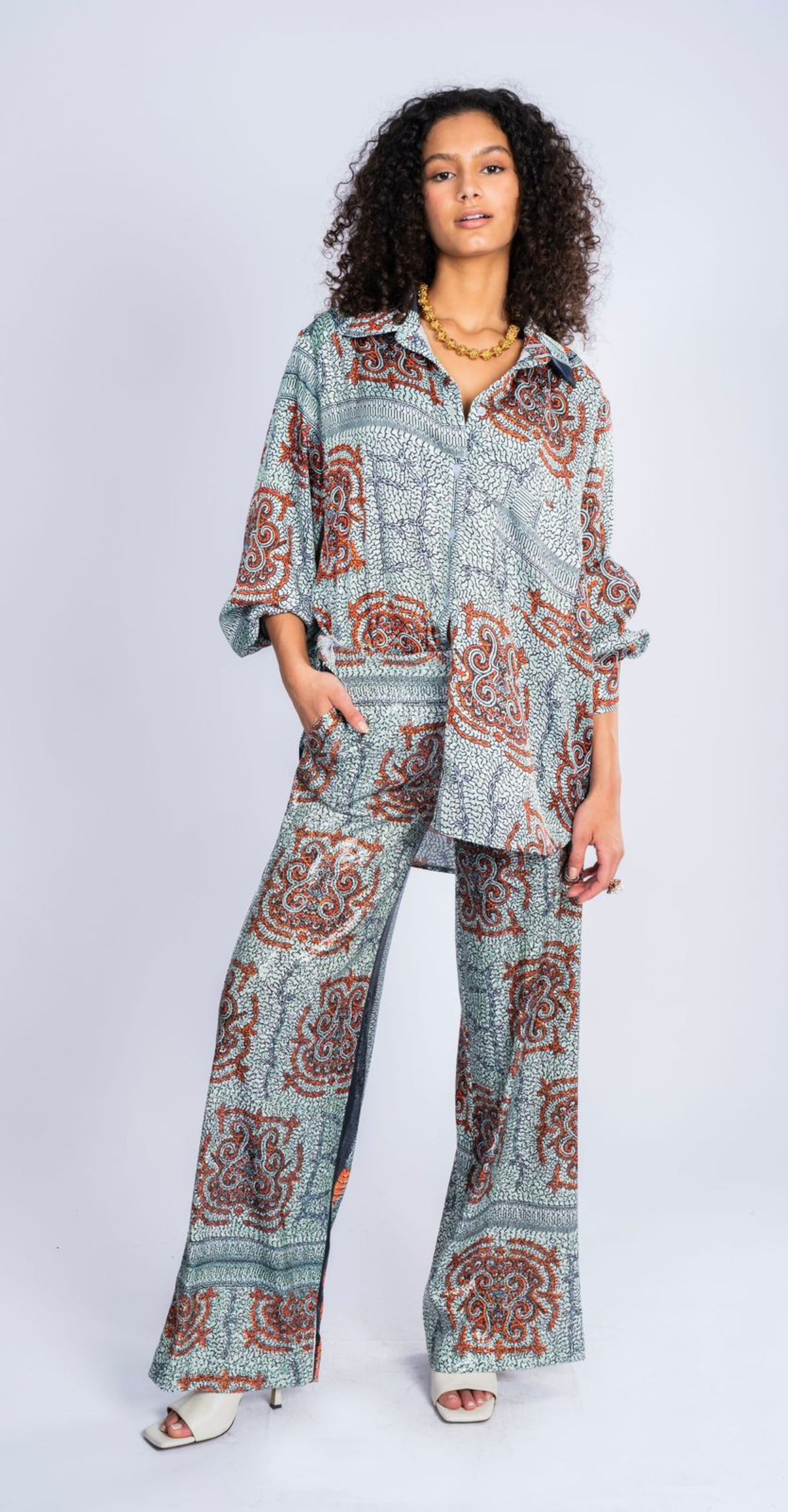 MIXED COLORS SATIN PANTS