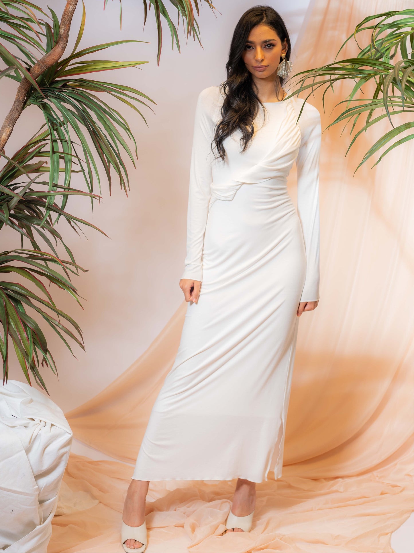 White La Robe Pencil Dress