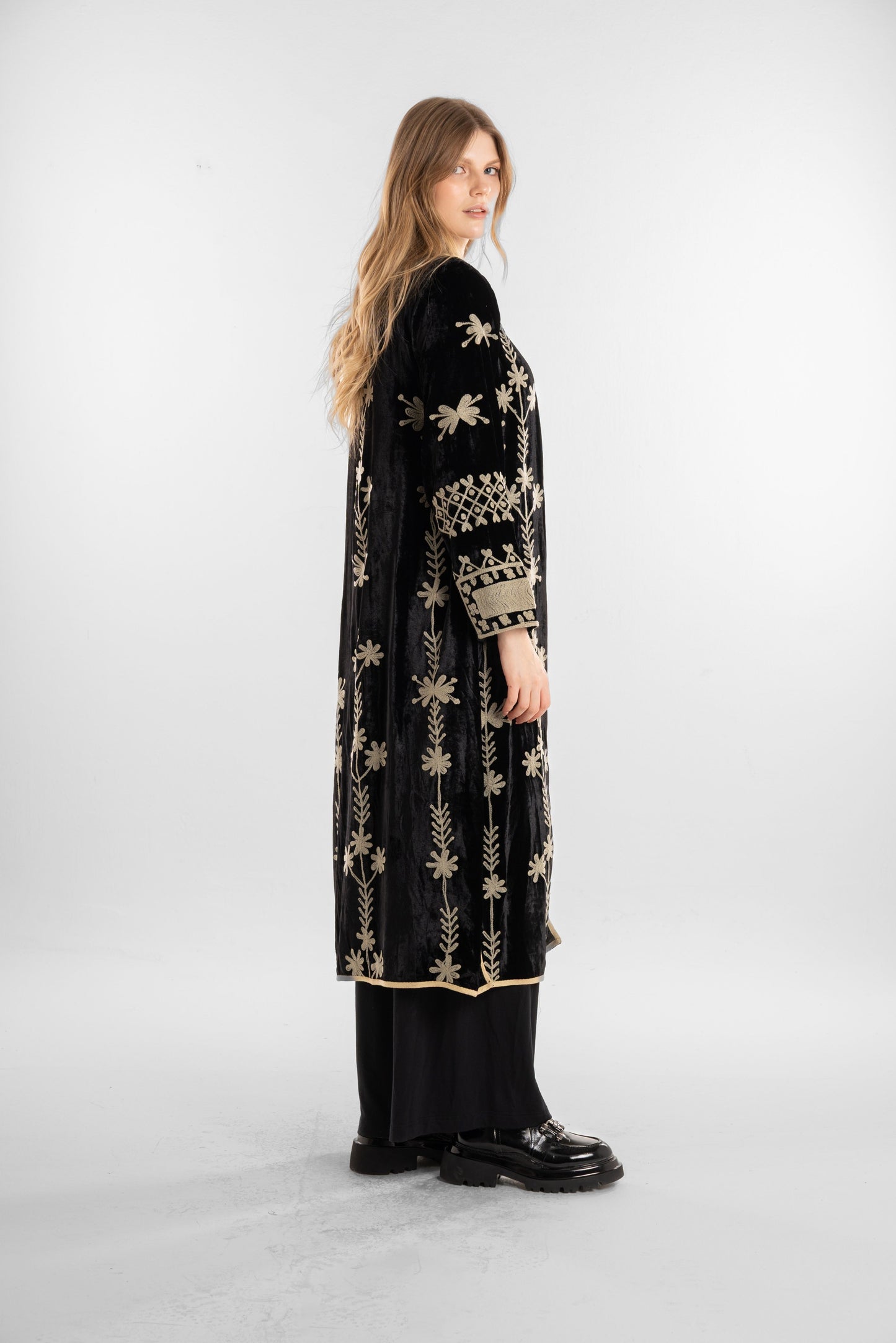 Velvet Embroidered coat