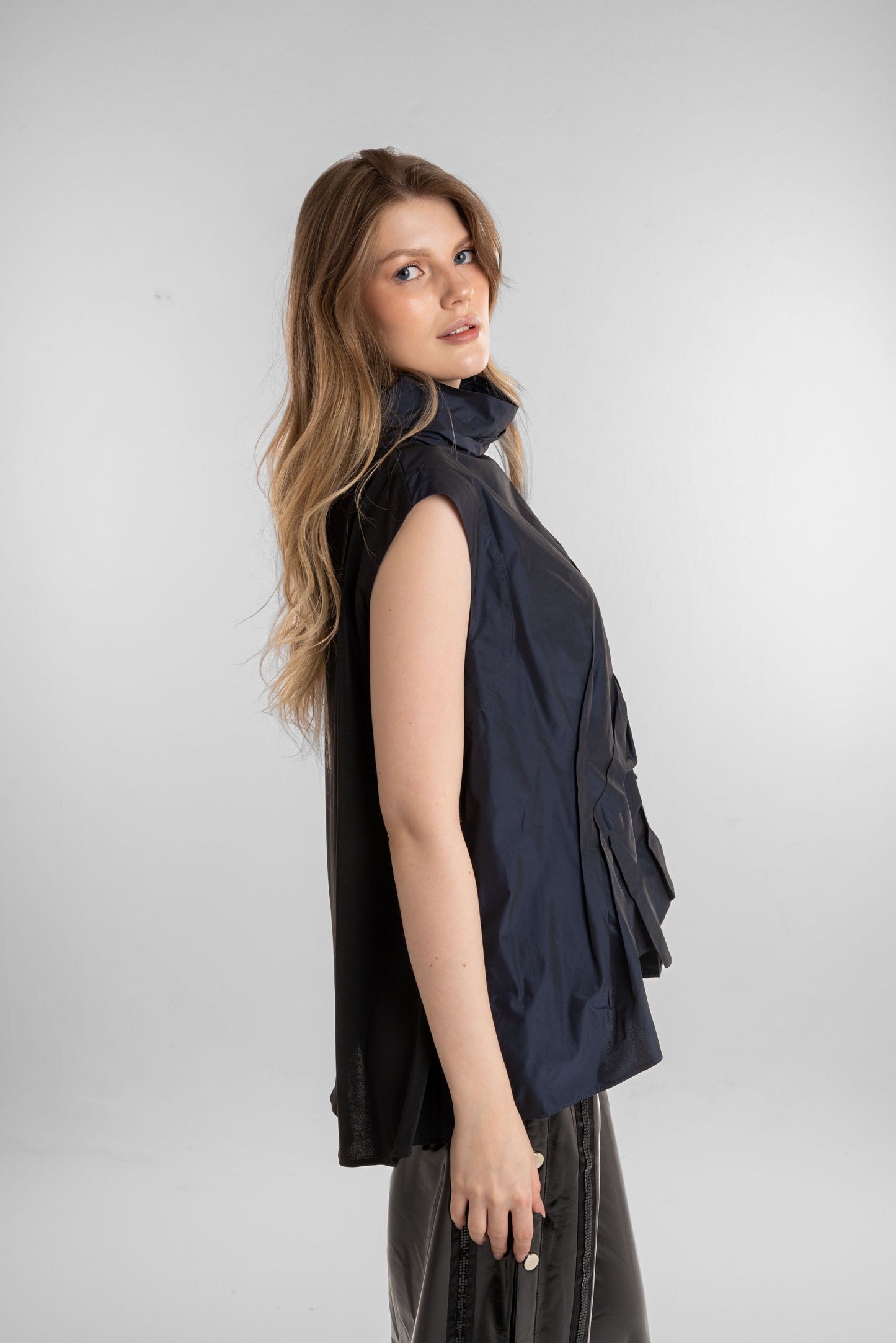 Dark Blue Wide-Cut Top