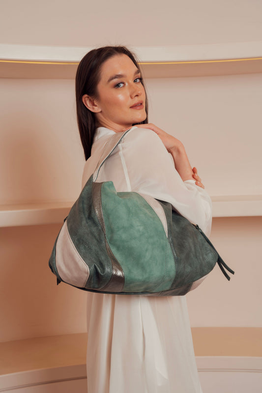 MAXI BUCKET BAG
