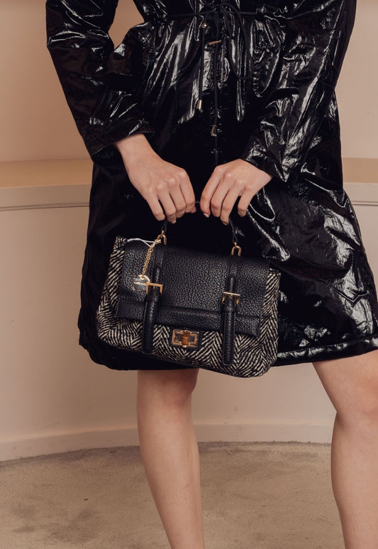 LEATHER HANDBAG