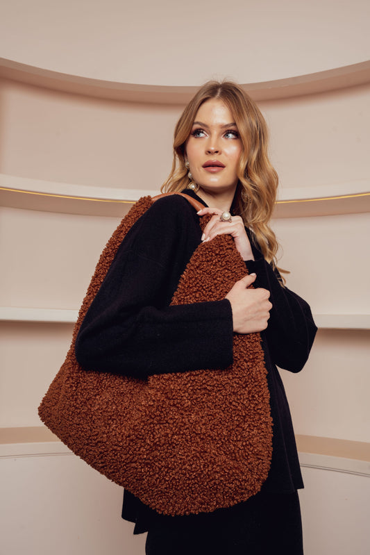 BROWN FRINGED BUCKET BAG